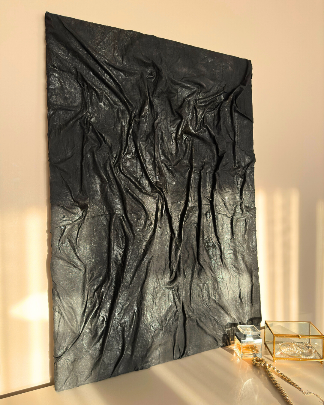 ''Abbys'' Siyah Kumaş Tablo 70x100